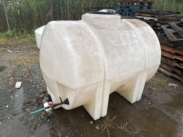 500 gal Water Tank