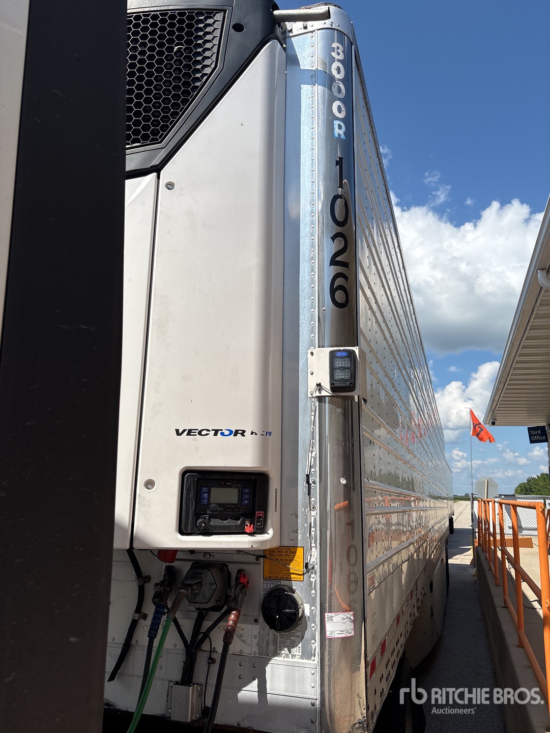2010 Utility 53 FT T/A