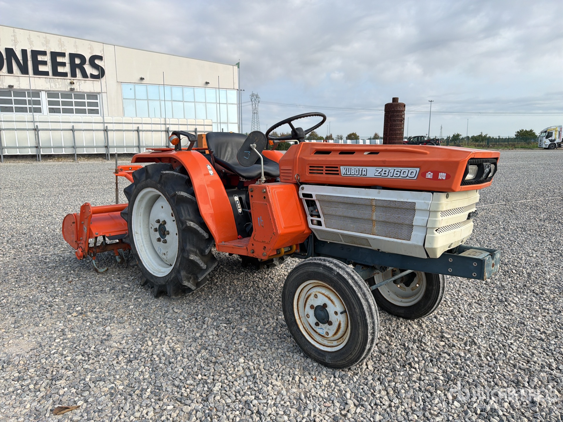 Kubota ZB1600