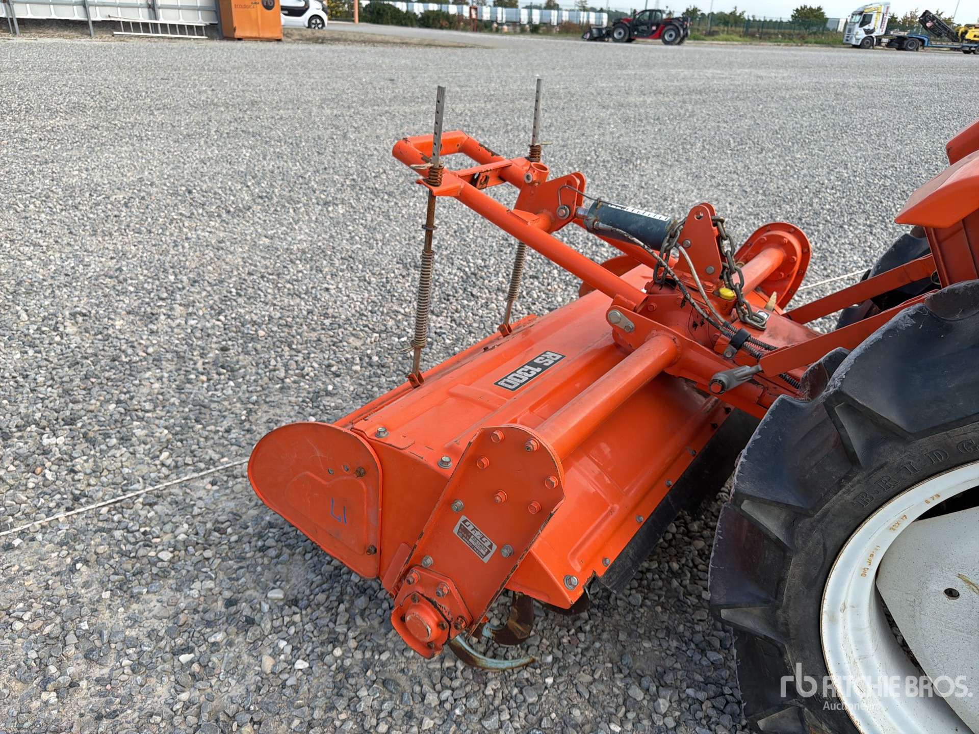 Kubota ZB1600