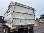 Configuration with Tailgate
