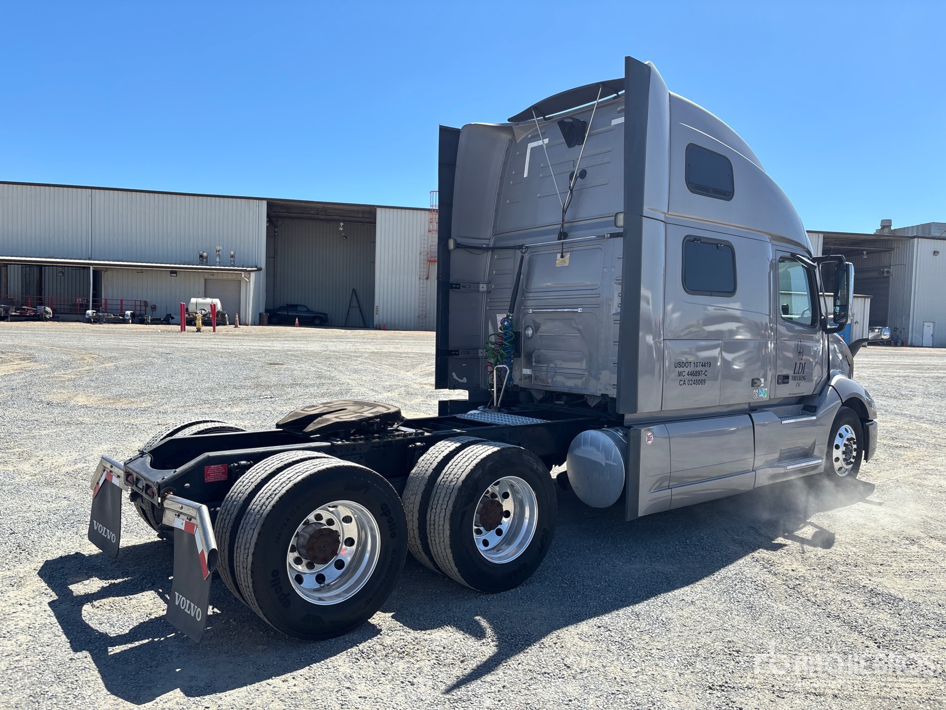 2019 Volvo VNL860
