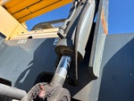 Hydraulics with Frame Leveling Cylinders