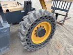 Chassis with Right Front Tire