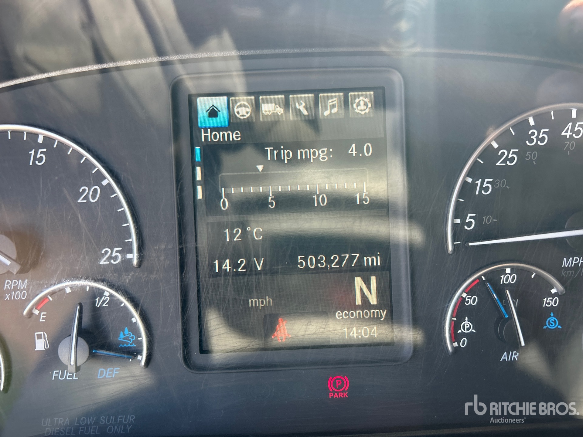 2019 Freightliner CASCADIA 126
