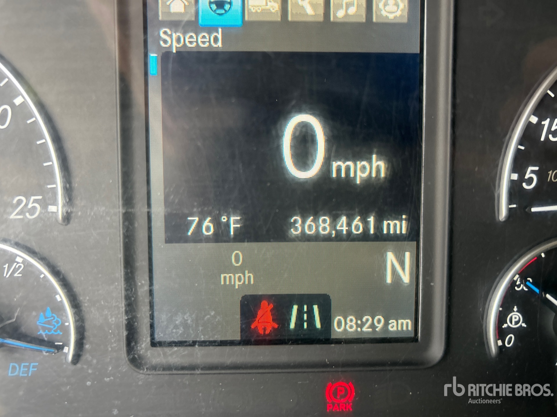 2020 Freightliner CASCADIA 126