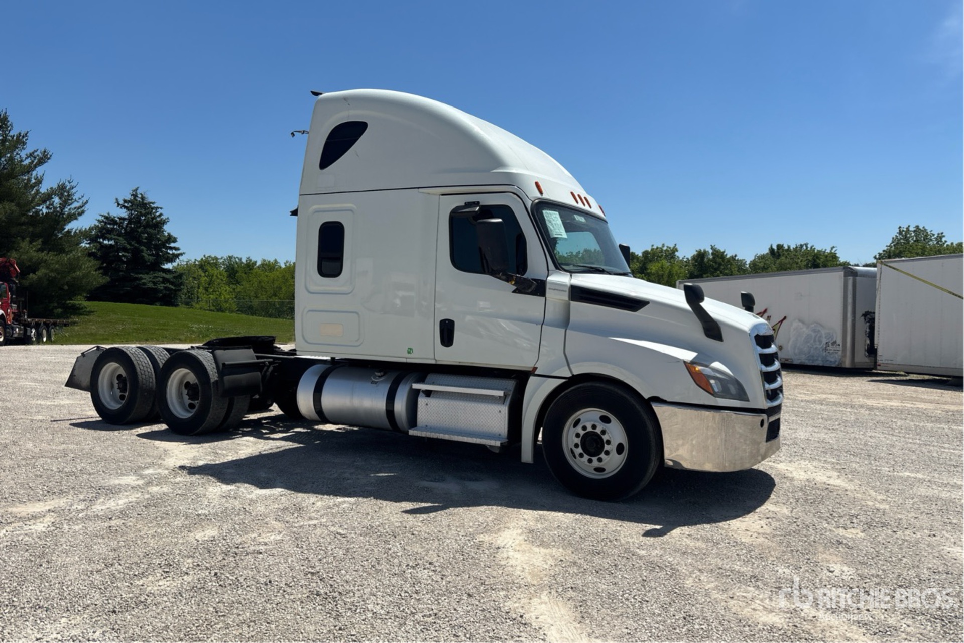 2019 Freightliner CASCADIA 126