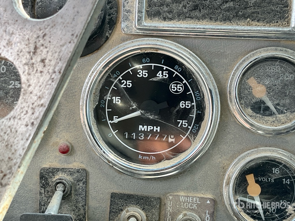 General Appearance with Hour Meter / Odometer