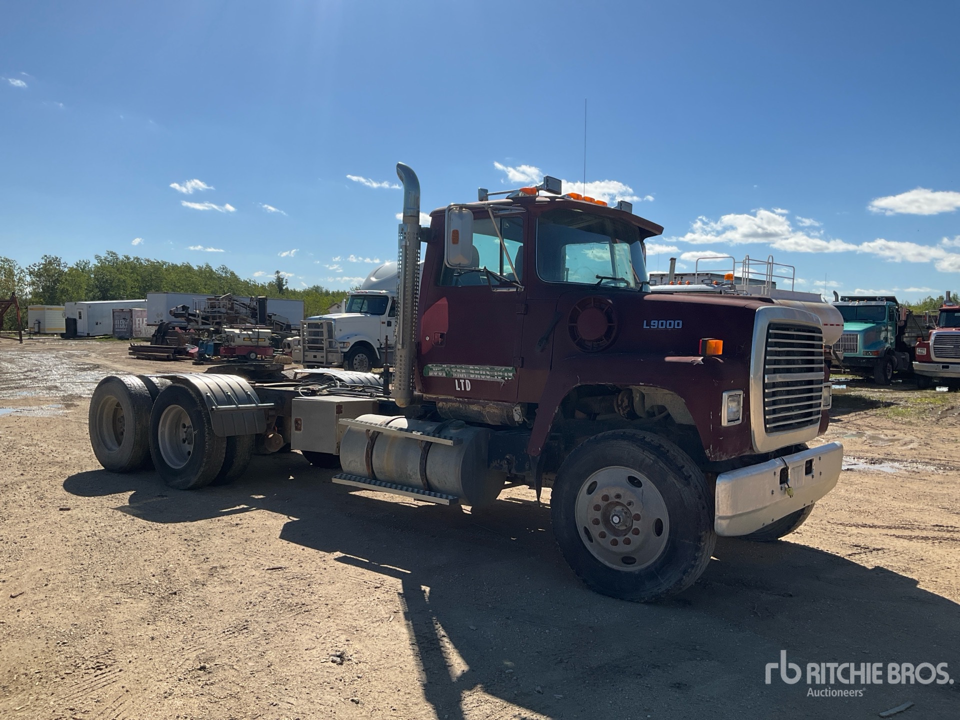 1996 Ford L9000