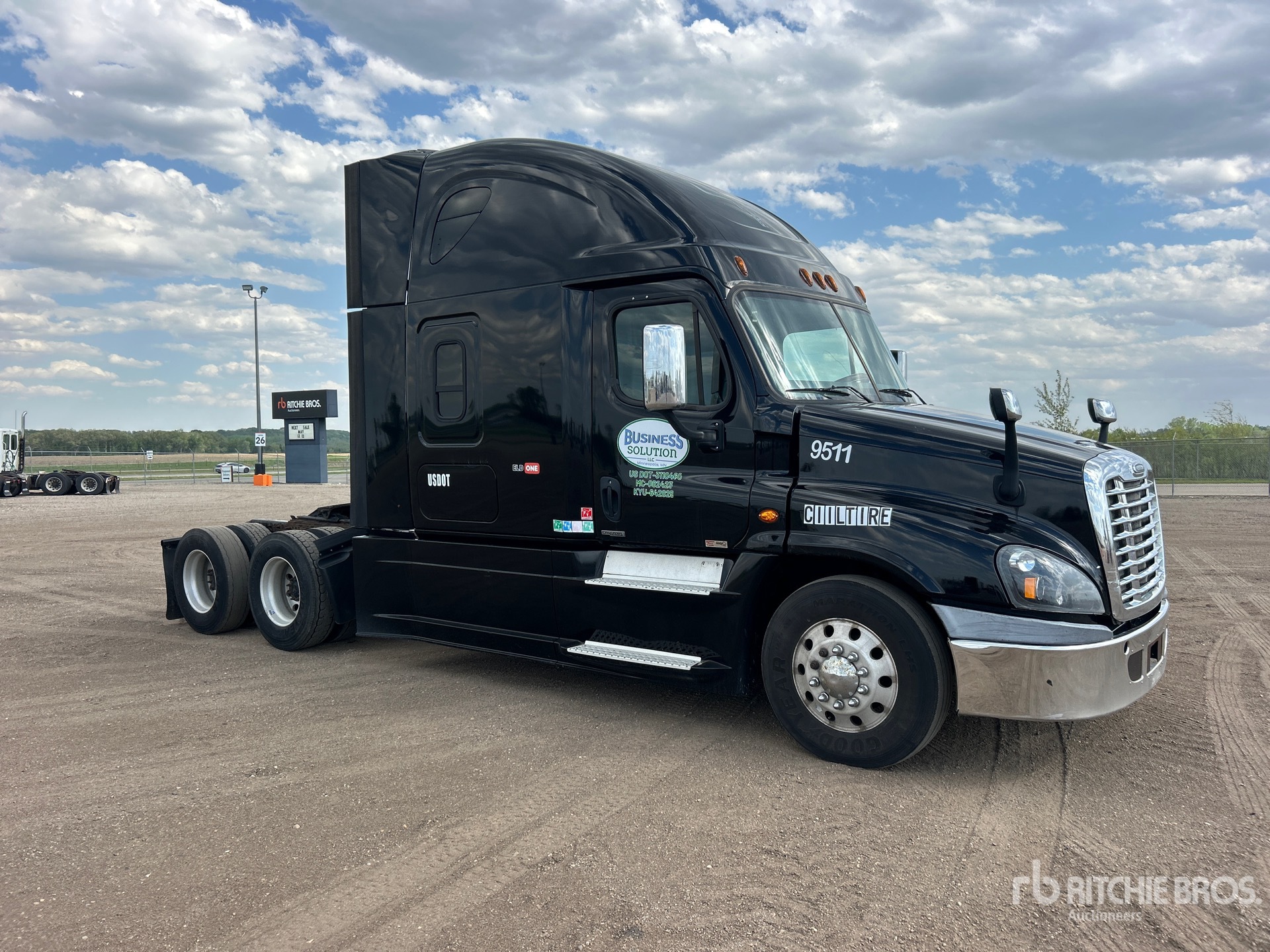 2017 Freightliner CASCADIA 125