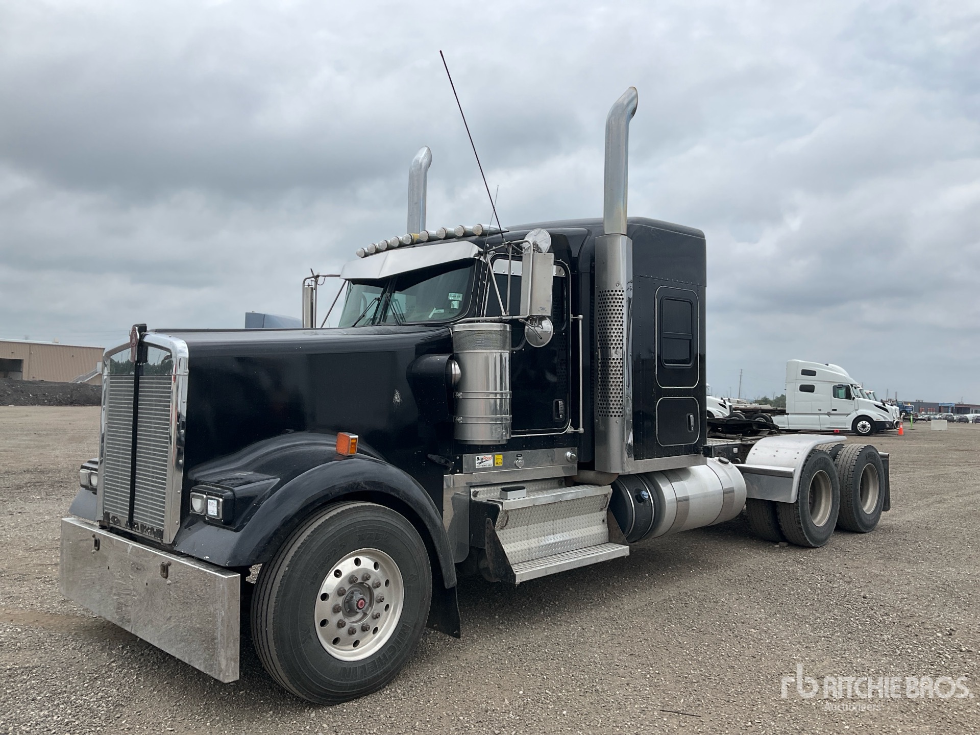 2016 Kenworth W900