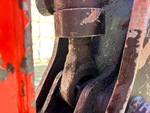 Hydraulics with Thumb Cylinder
