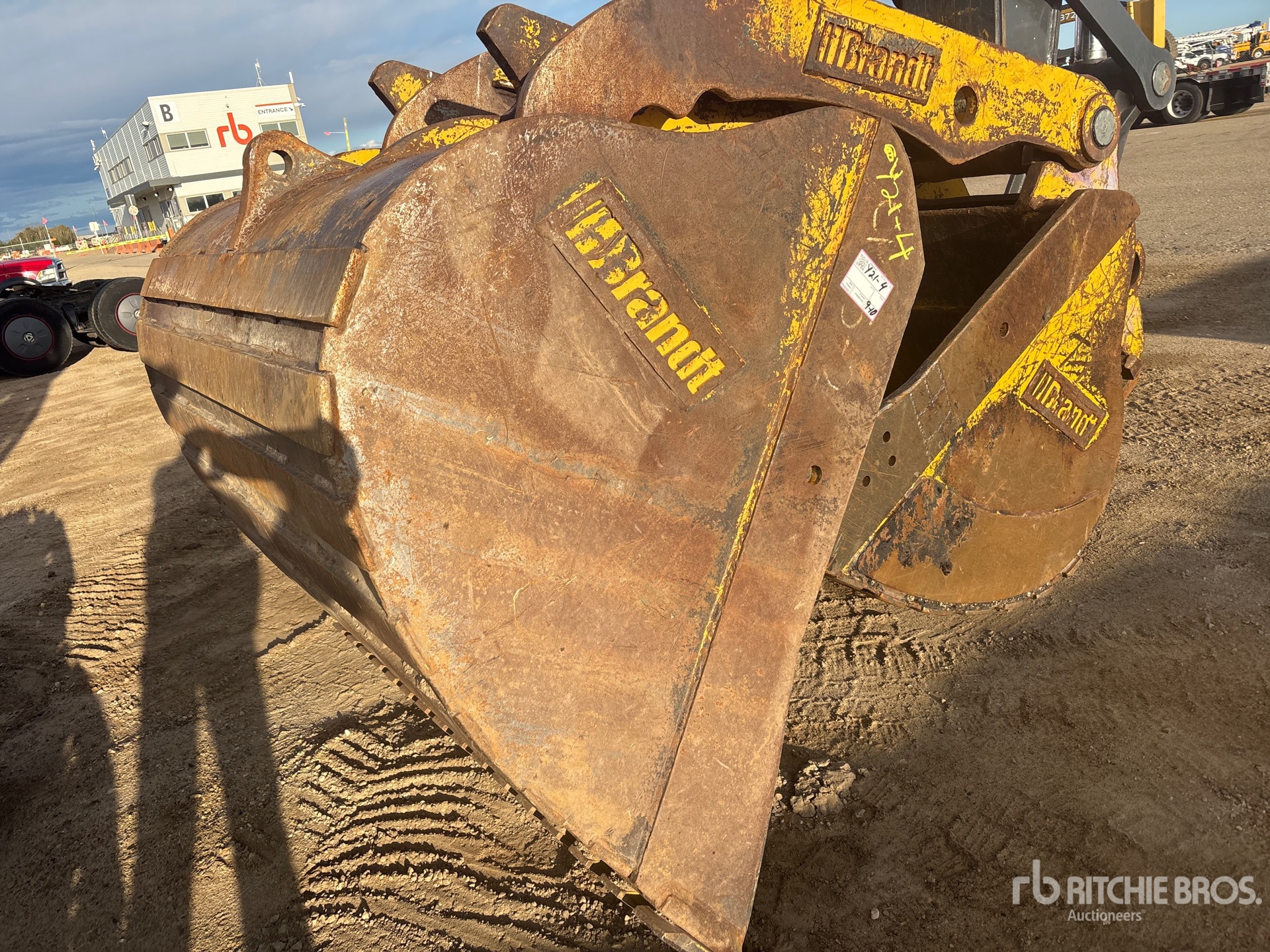 Photo of Brandt Q/C Cleanup - Fits John Deere 250G
