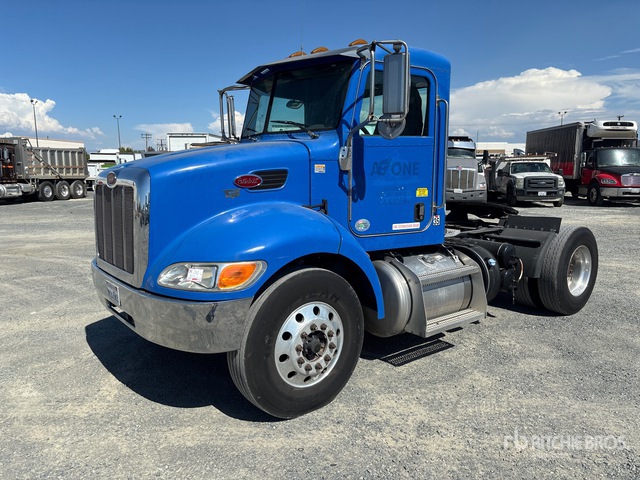 2013 Peterbilt 337 S/A Day Cab Truck Tractor