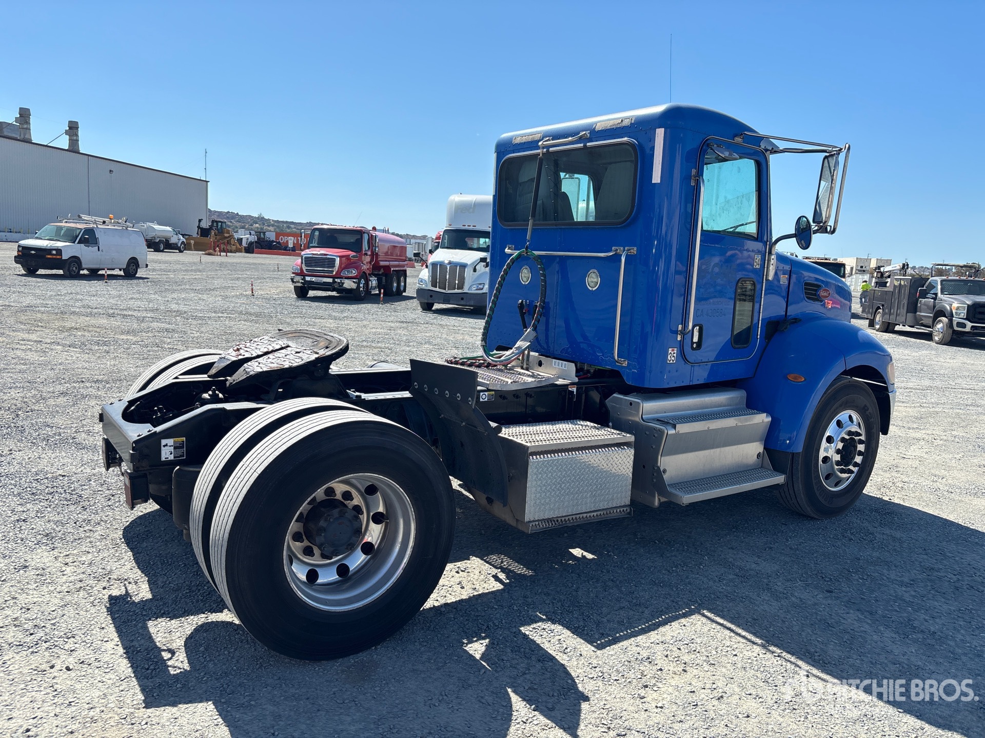 2013 Peterbilt 337