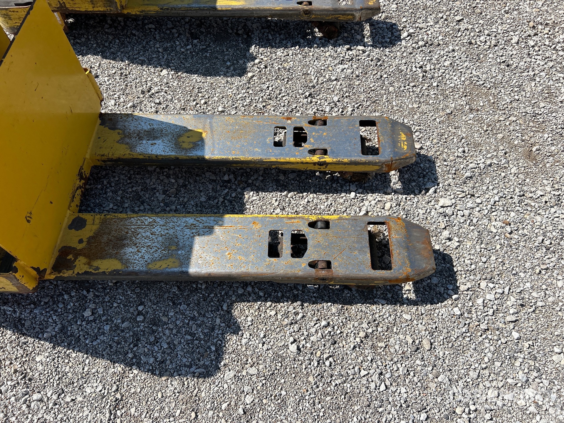 2023 Yale MPW065SEN12T274