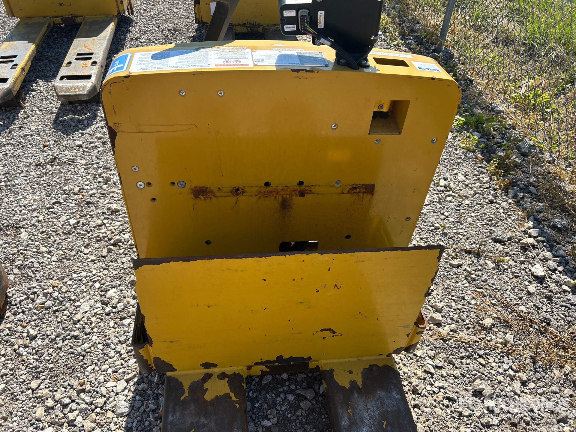 2023 Yale MPW065SEN12T274