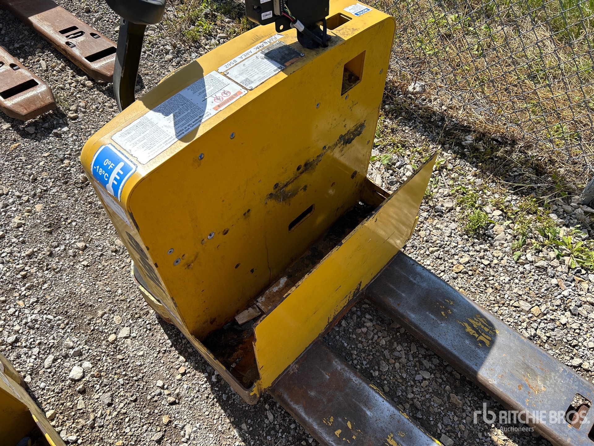 2022 Yale MPW065-E