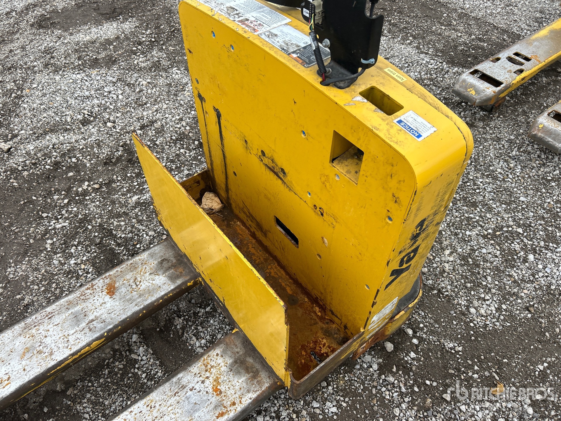2022 Yale MPW065-E