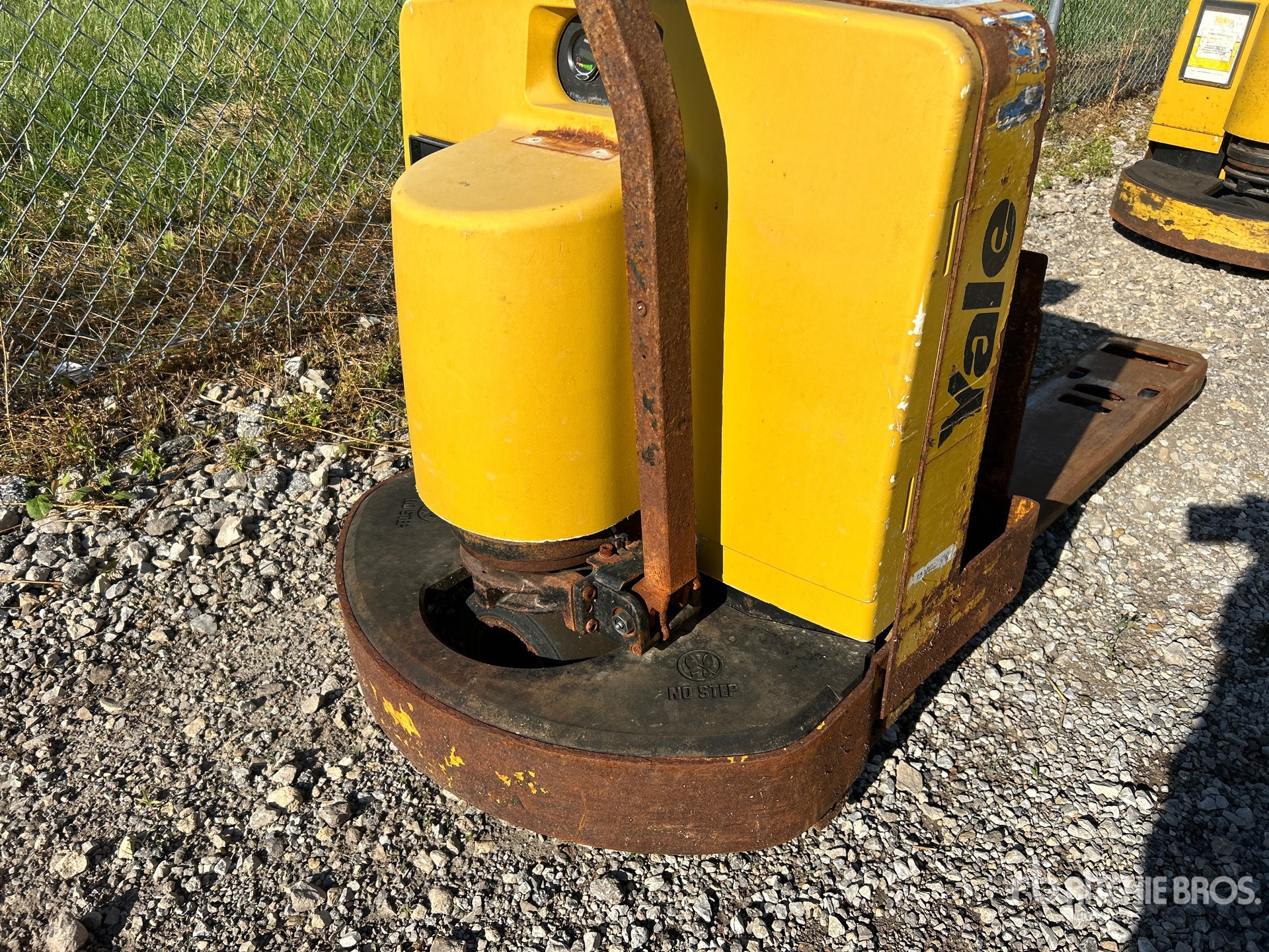2022 Yale MPW065SEN12T274