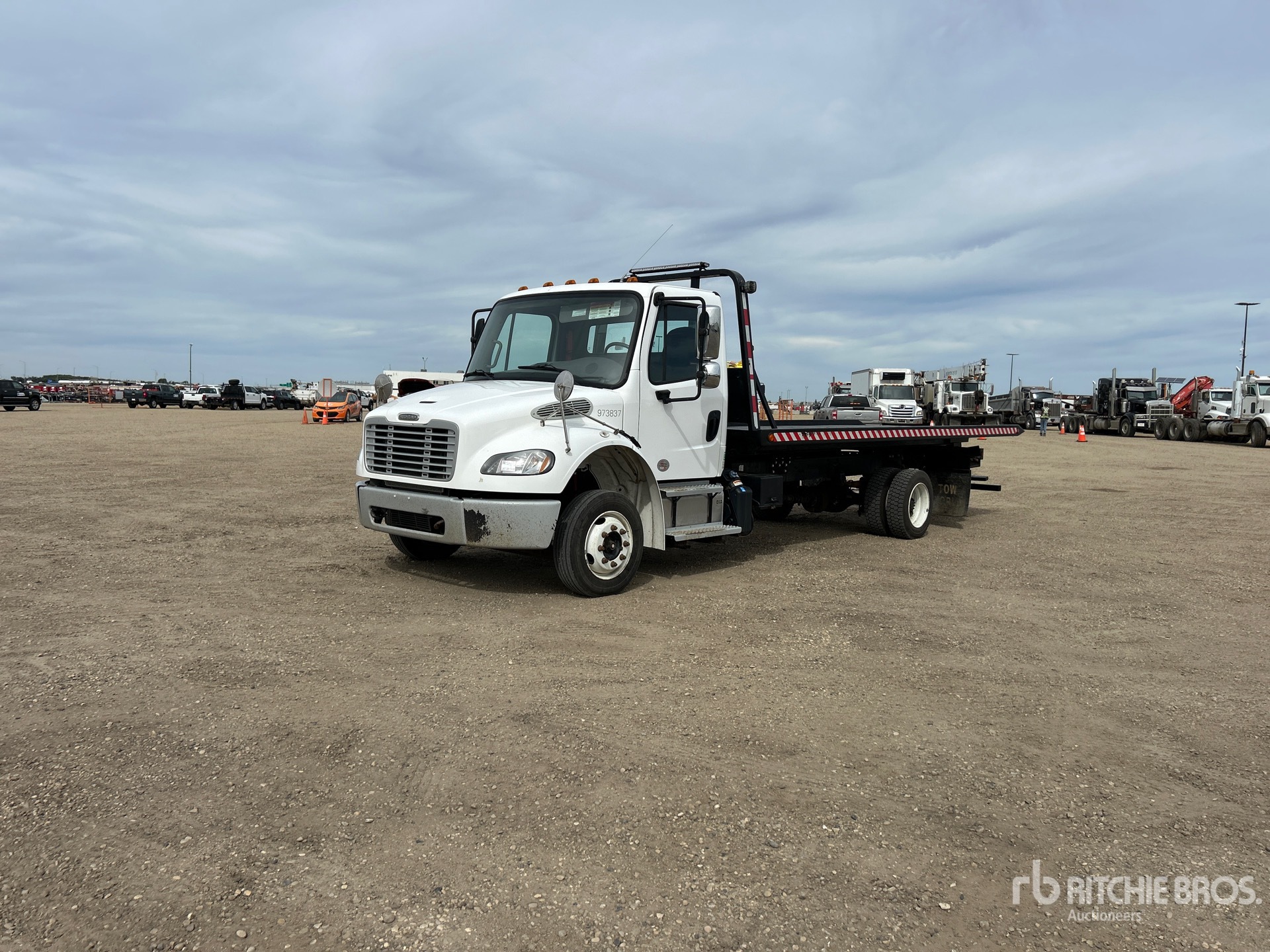 2020 Freightliner M2 106