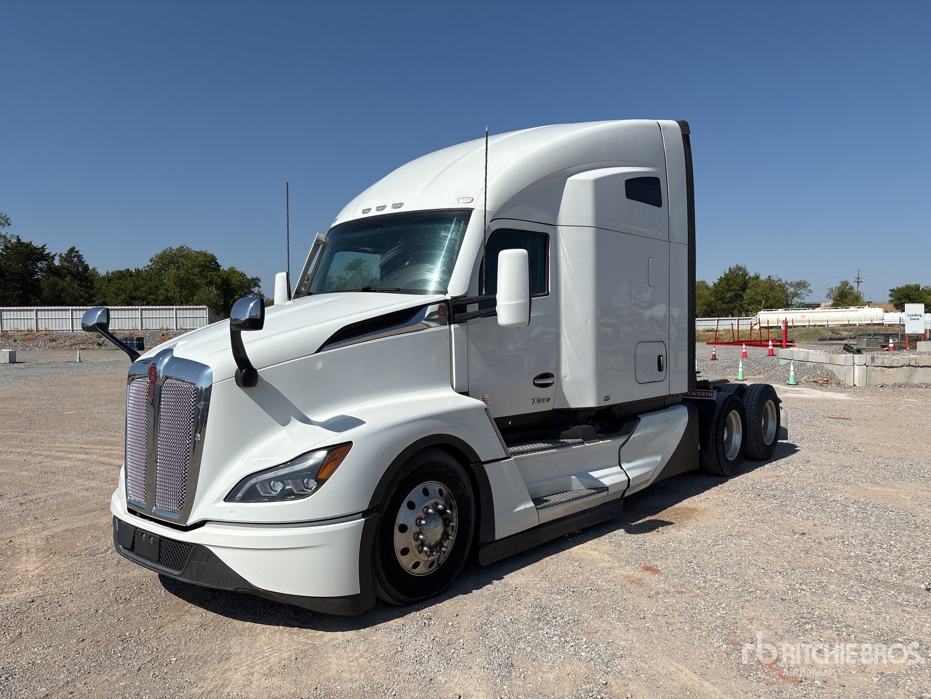 2024 Kenworth T680