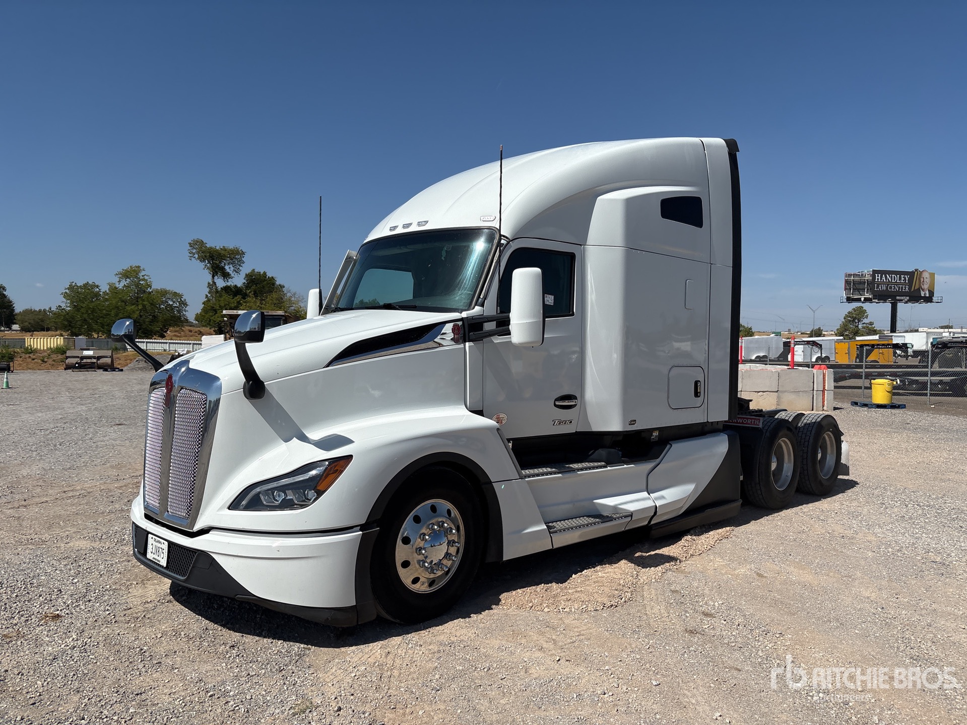 Photo of 2024 Kenworth T680