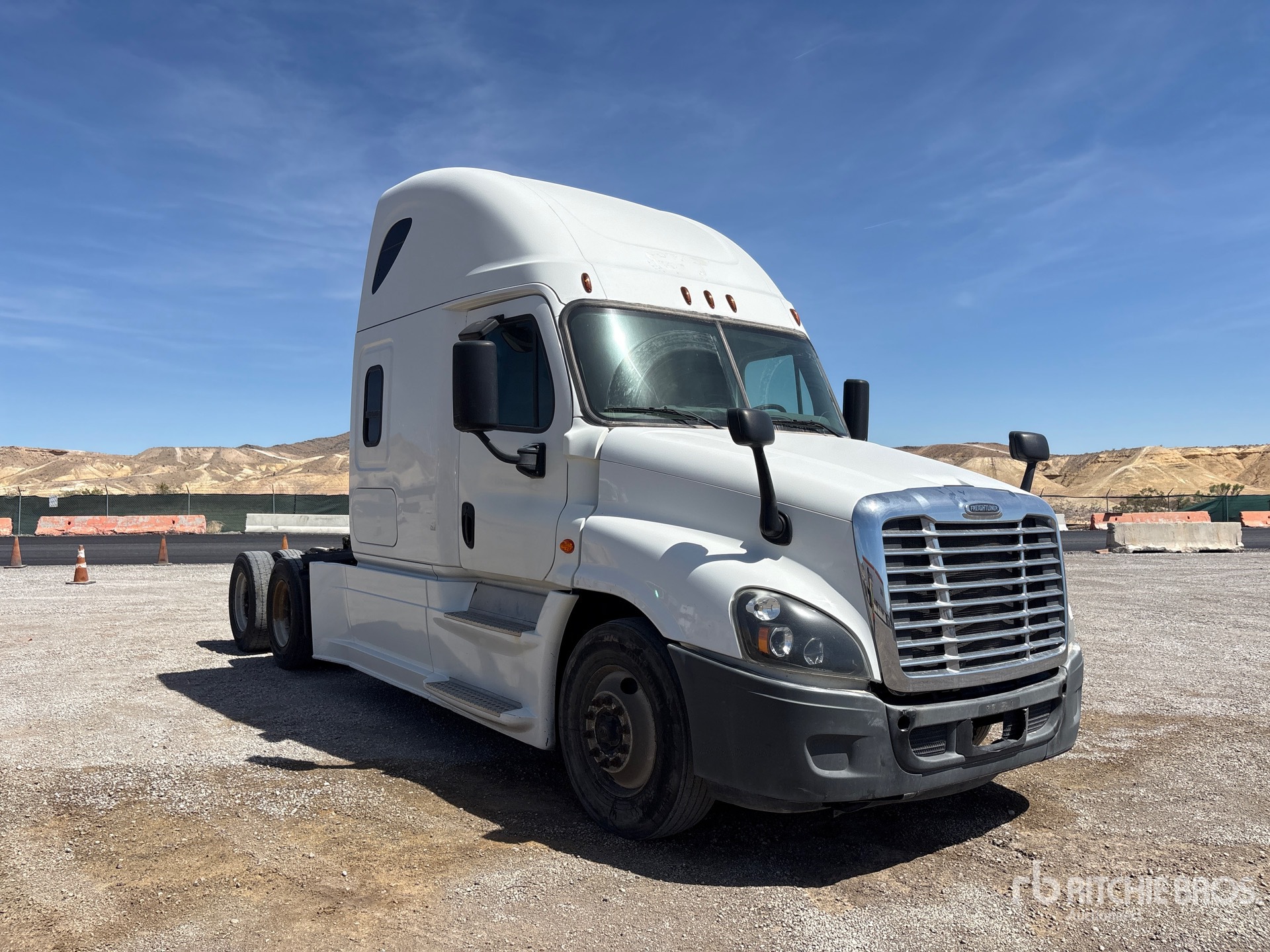 2016 Freightliner CASCADIA 125