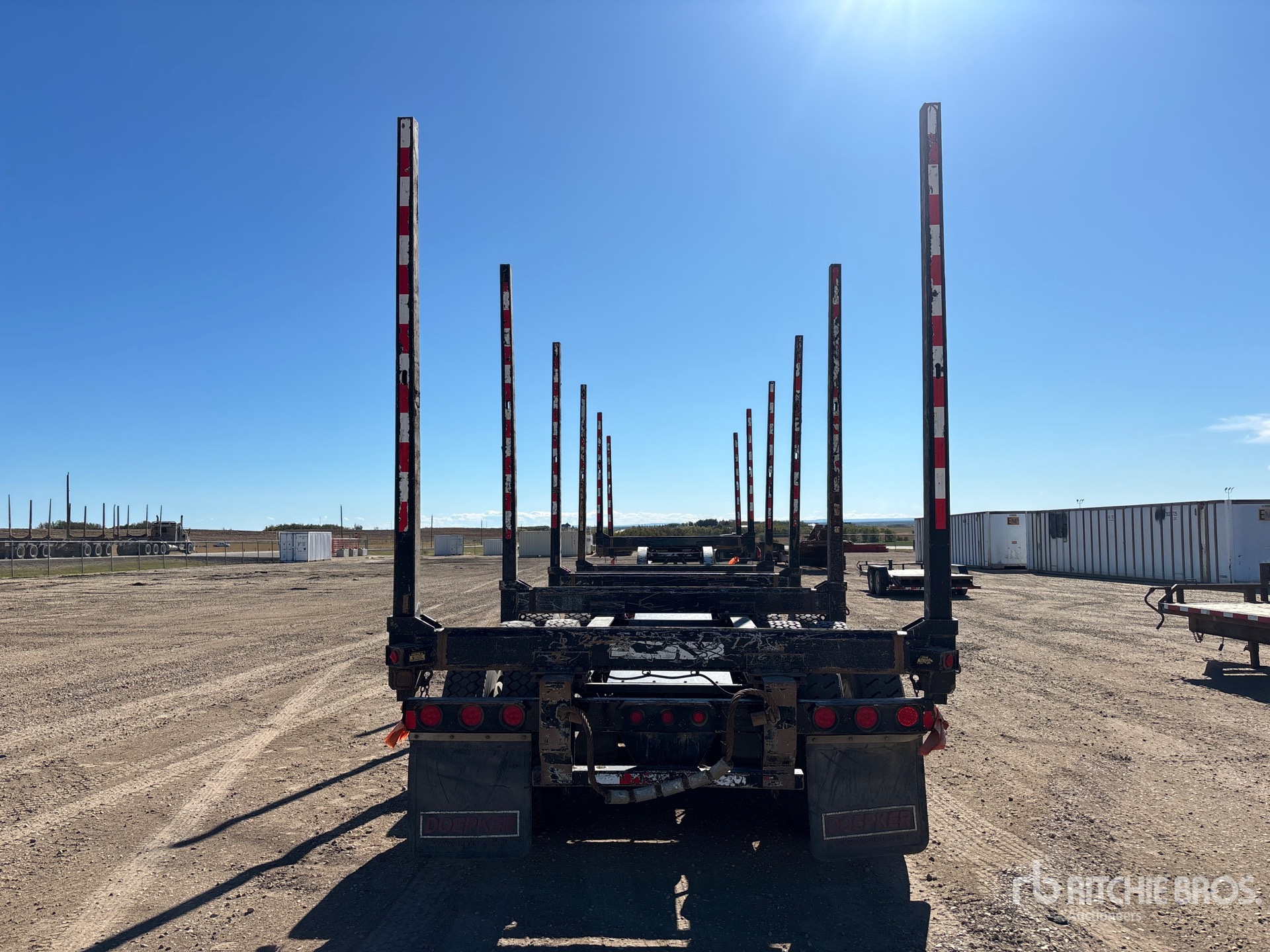 2018 Doepker 53 FT TRI/A HAYRACK