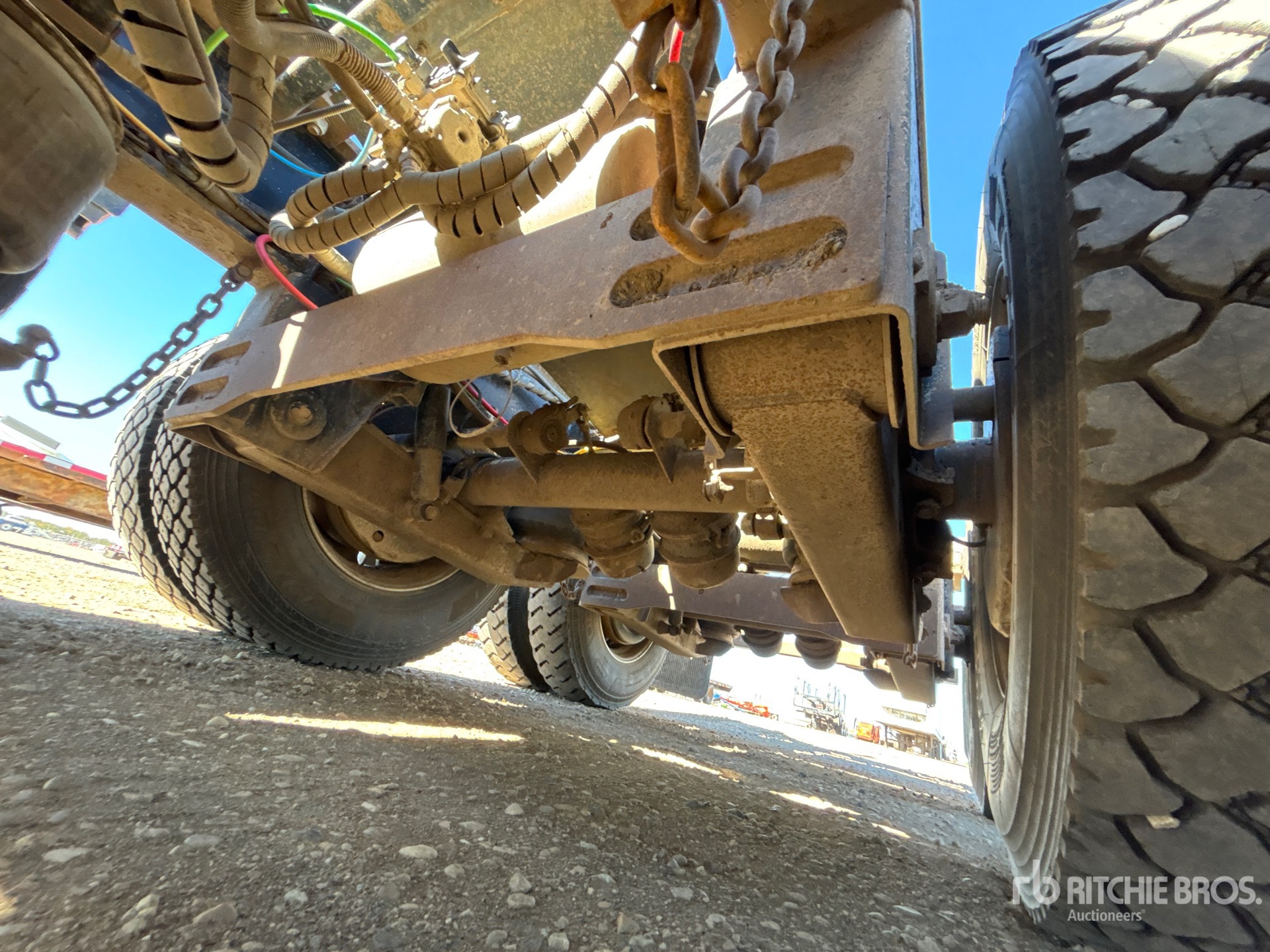 2018 Doepker 53 FT TRI/A HAYRACK