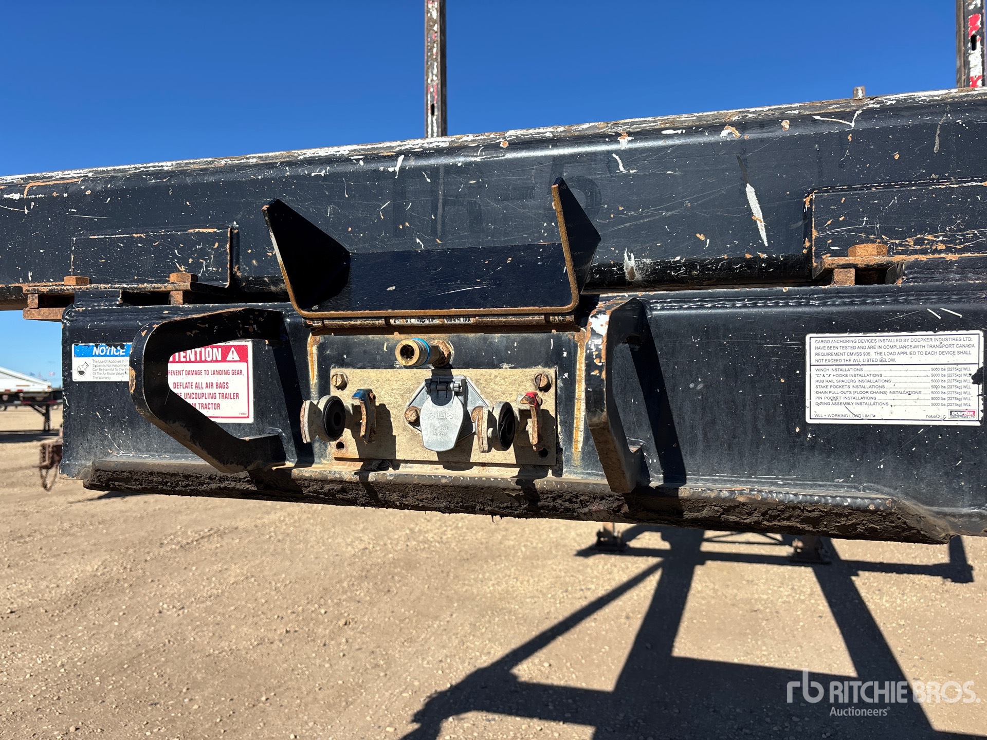 2018 Doepker 53 FT TRI/A HAYRACK