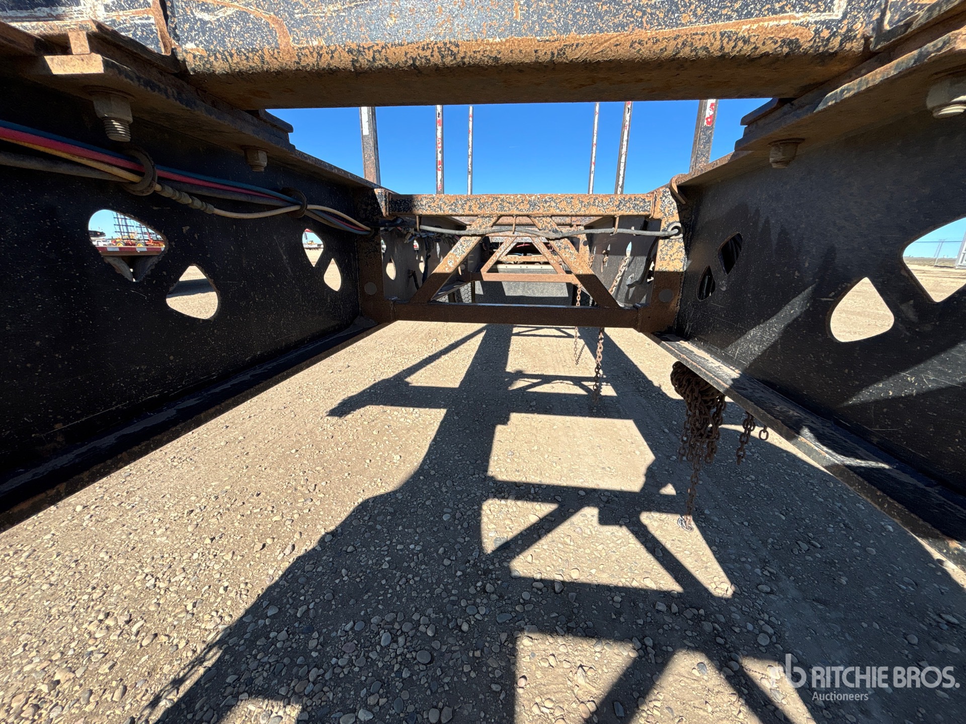 2018 Doepker 53 FT TRI/A HAYRACK
