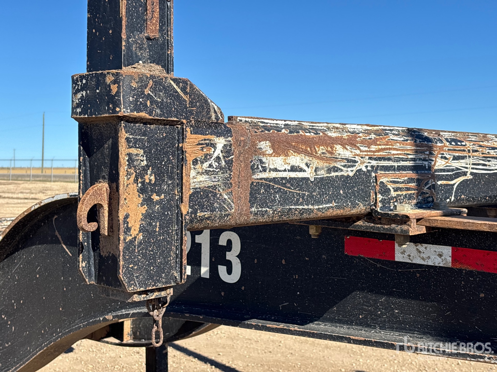 2018 Doepker 53 FT TRI/A HAYRACK