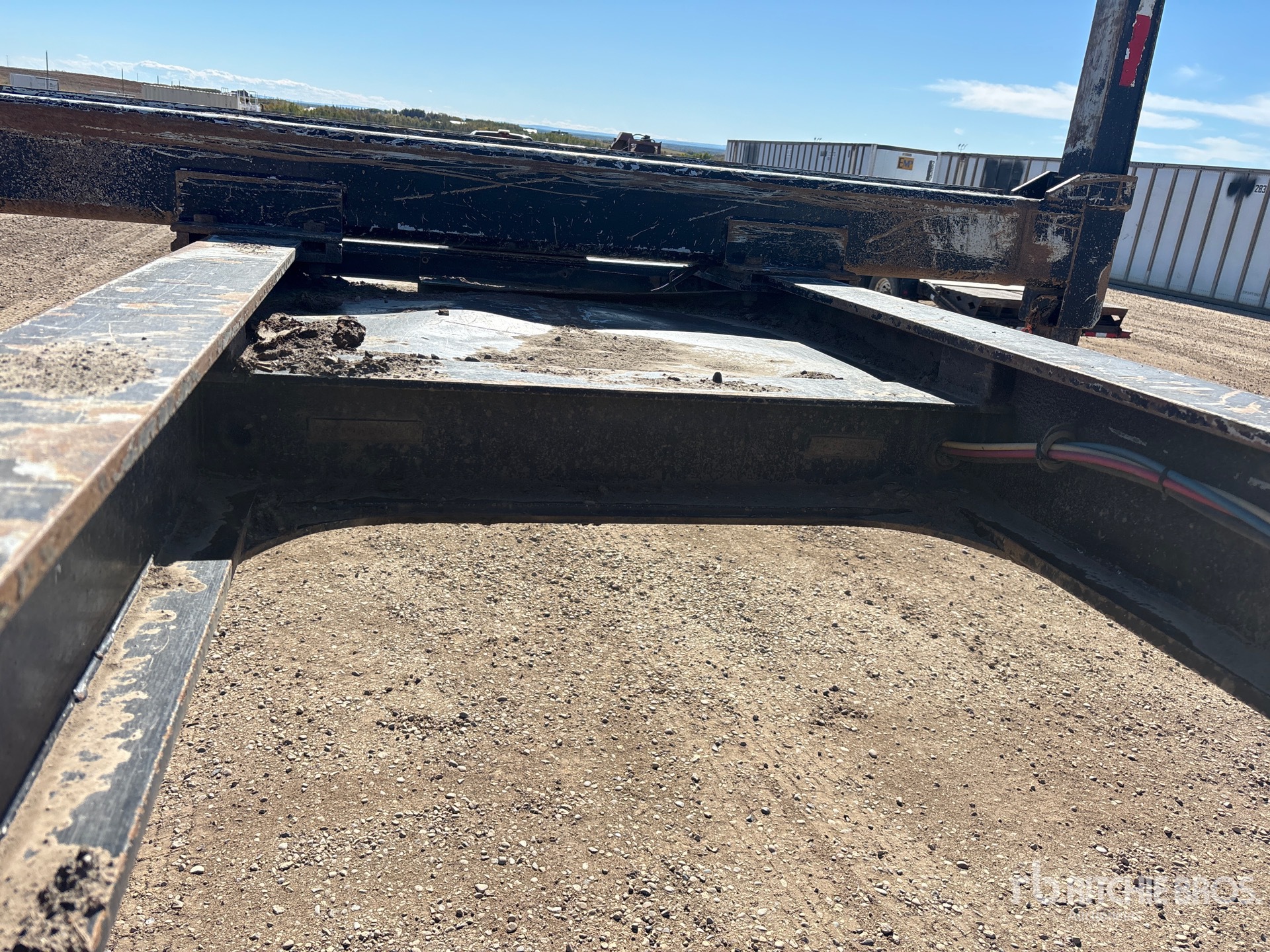 2018 Doepker 53 FT TRI/A HAYRACK