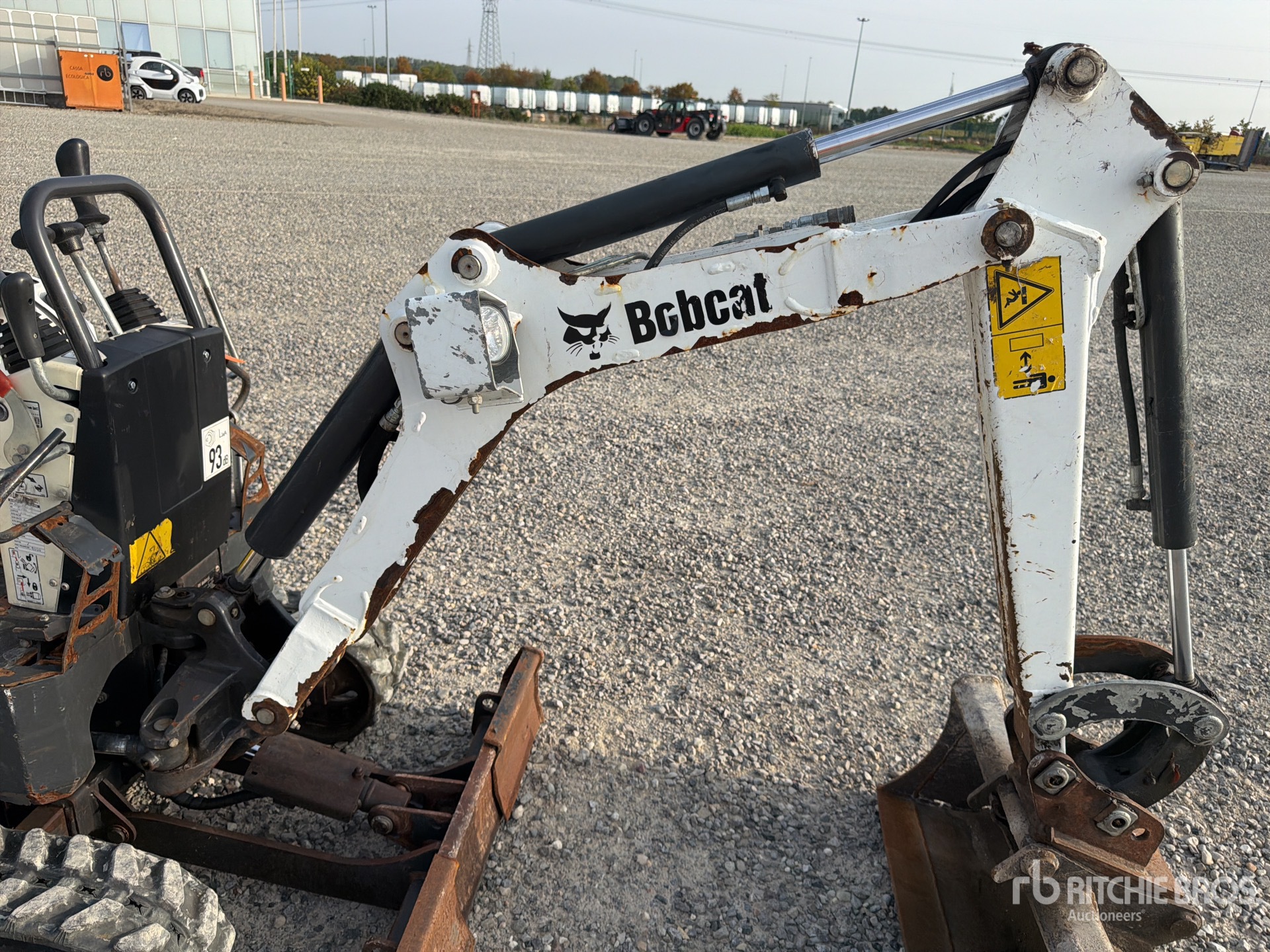 2022 Bobcat E08