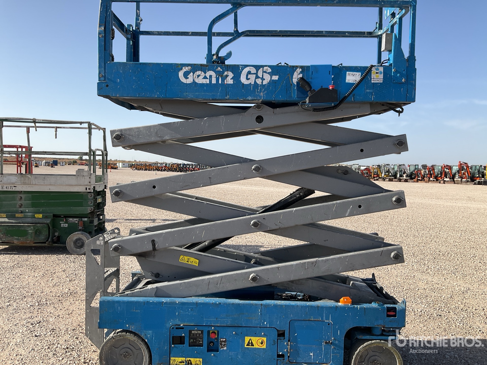 2011 Genie GS2632