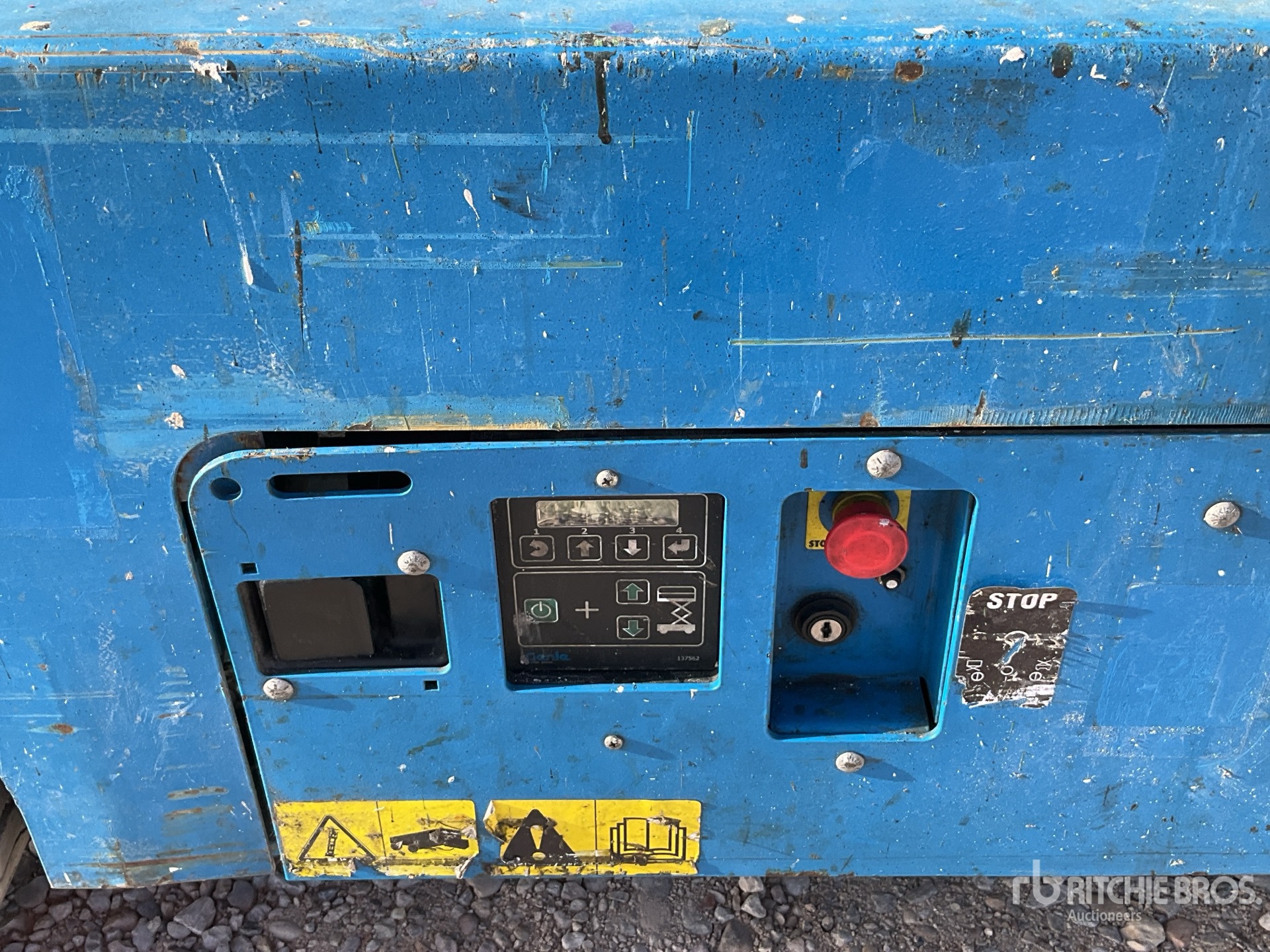 2011 Genie GS2632
