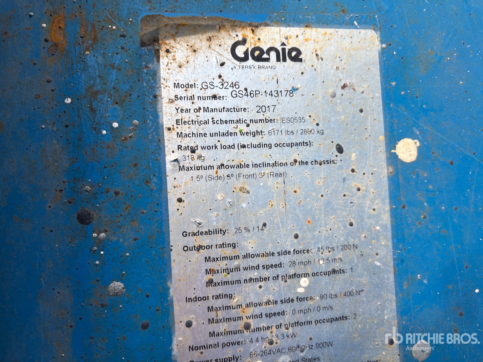2017 Genie GS-3246