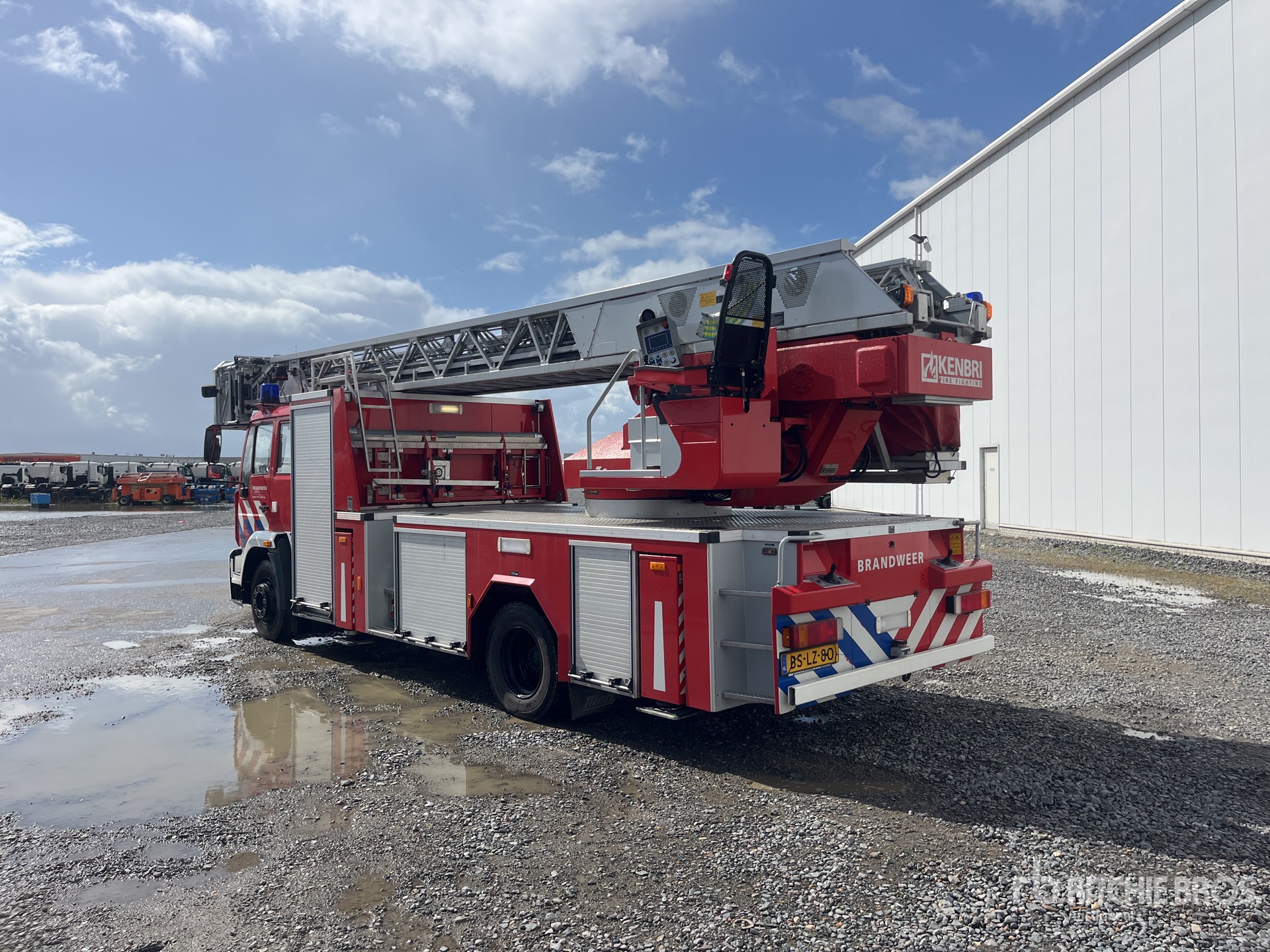 2006 Man L82