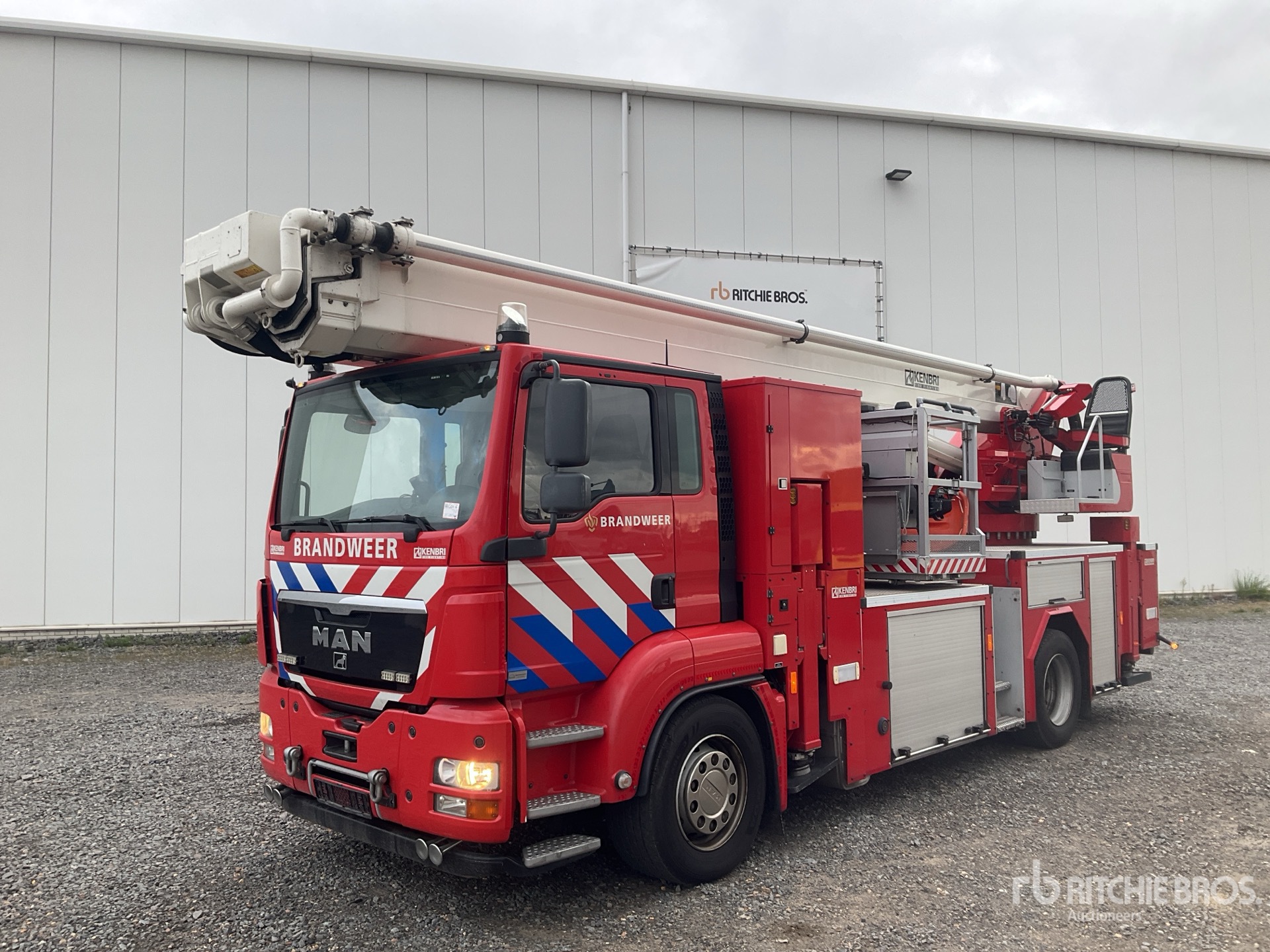  Man 4x2 Telescopic Aerial Platform