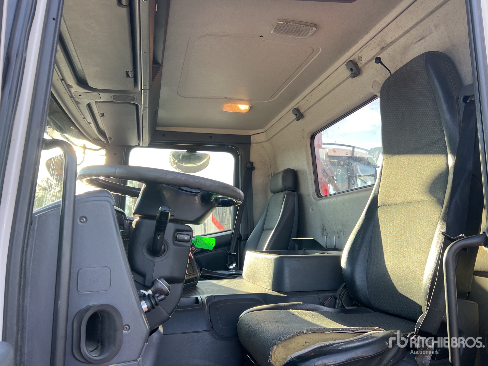 2016 Scania P320