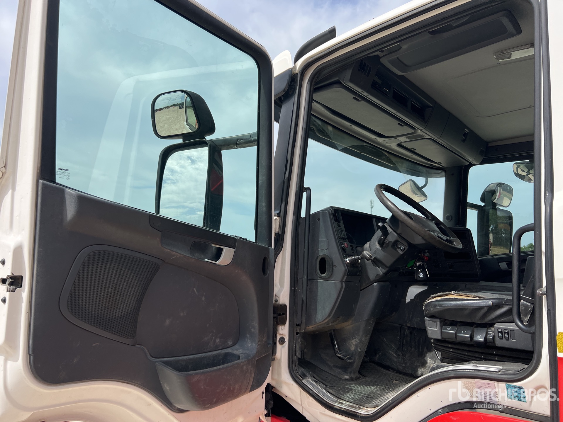 2016 Scania P320