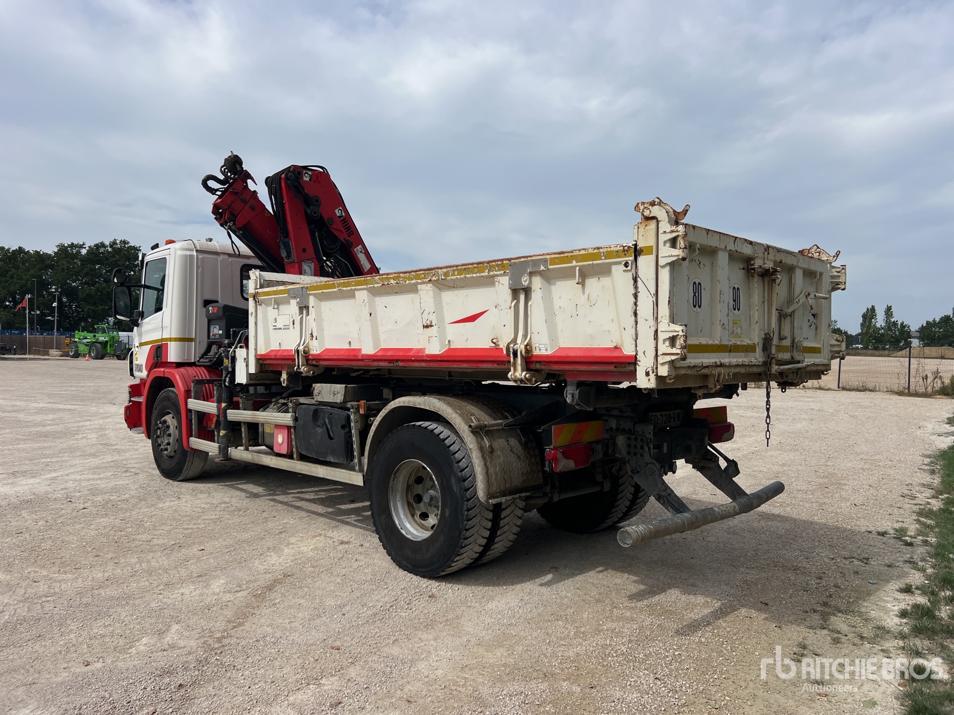 2016 Scania P320