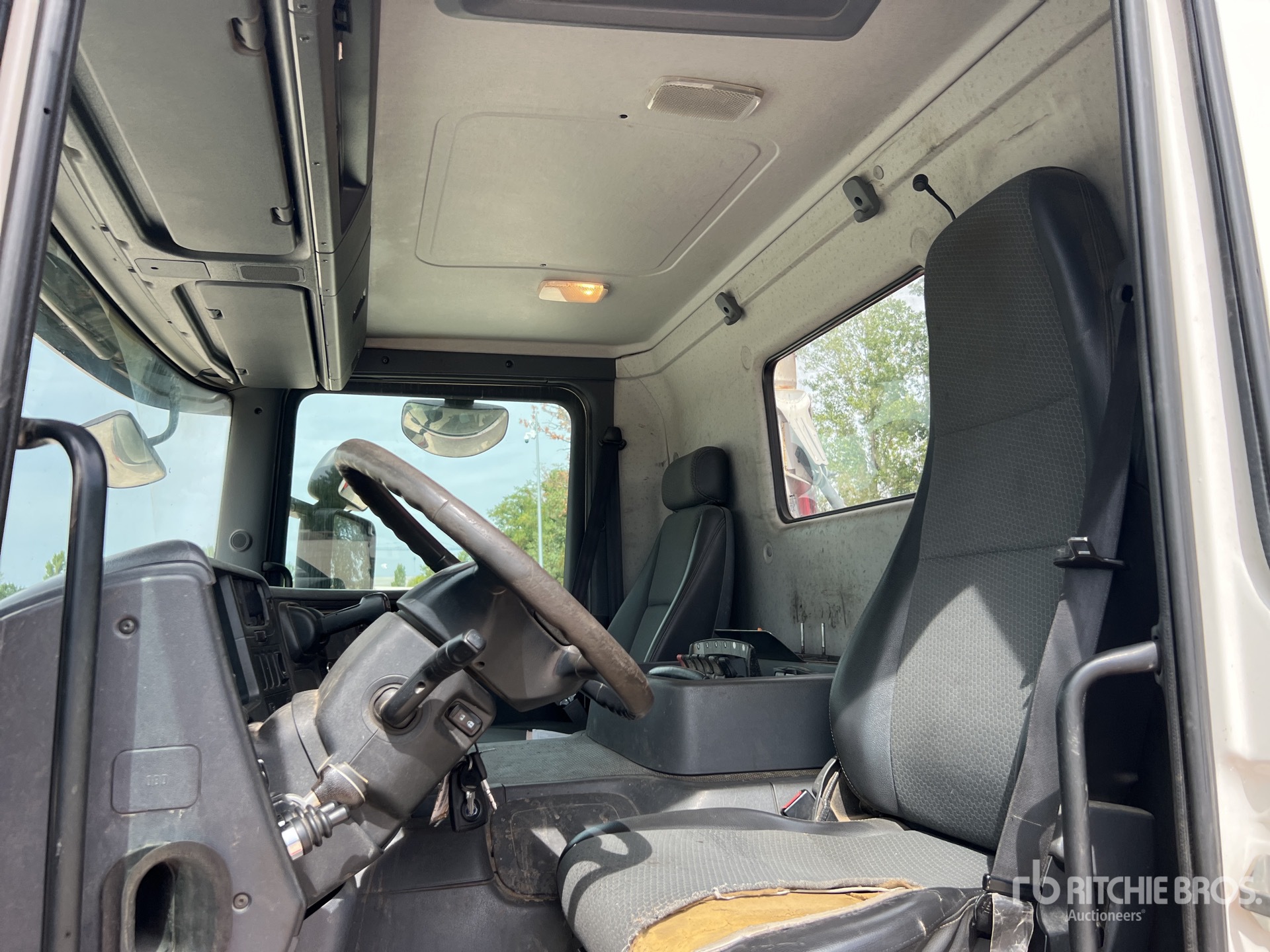 2016 Scania P320