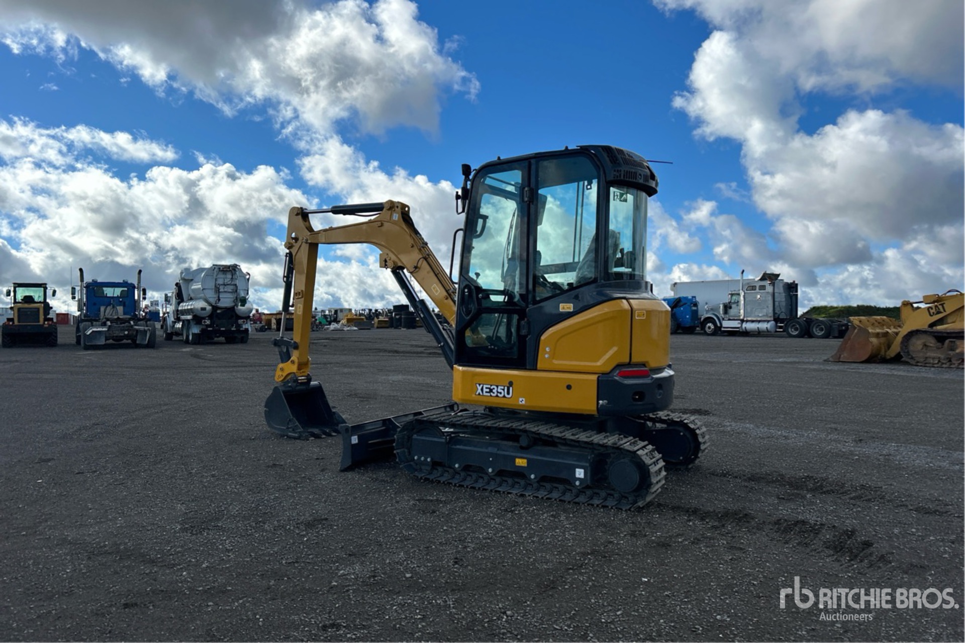 2026 XCMG XE35U