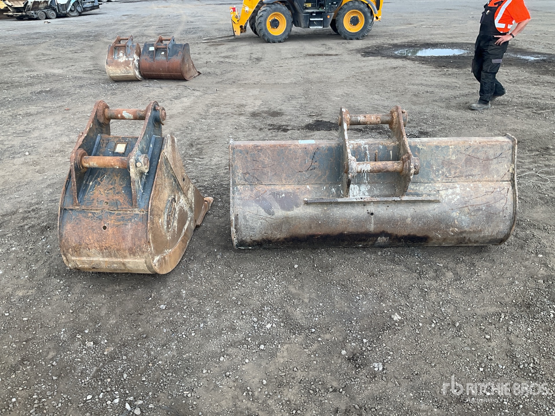 Geith QUANTITY OF (2) 14 TON