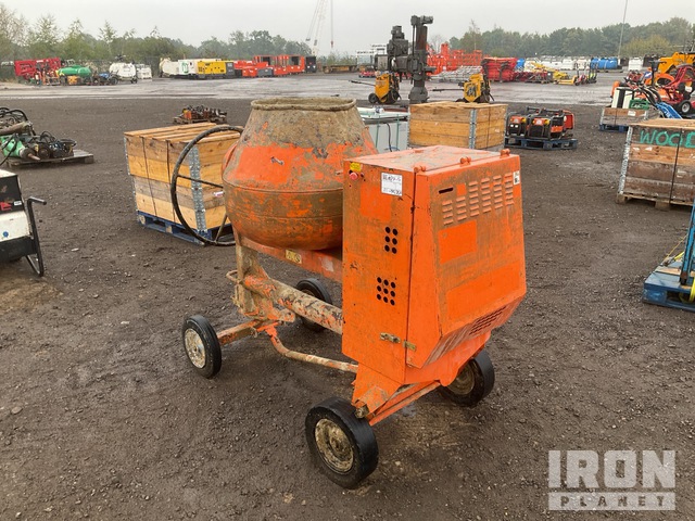 2018 Altrad PM20TP Portable Concrete Mixer