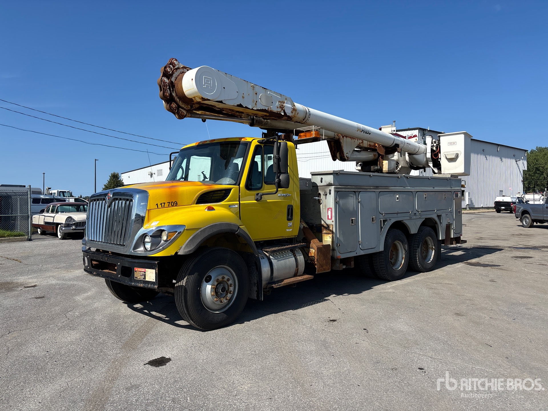 2010 International 7400