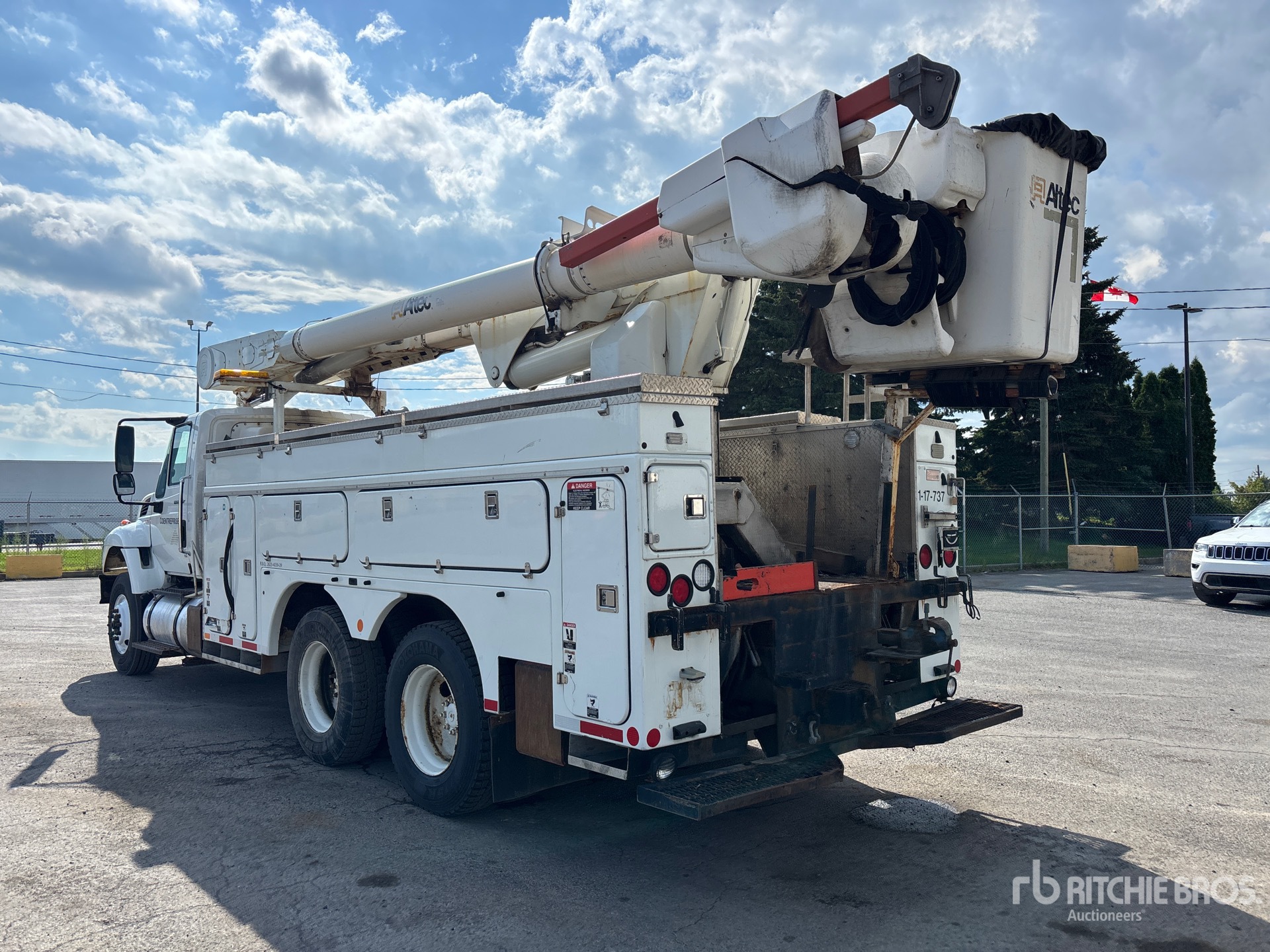 2010 International 7400