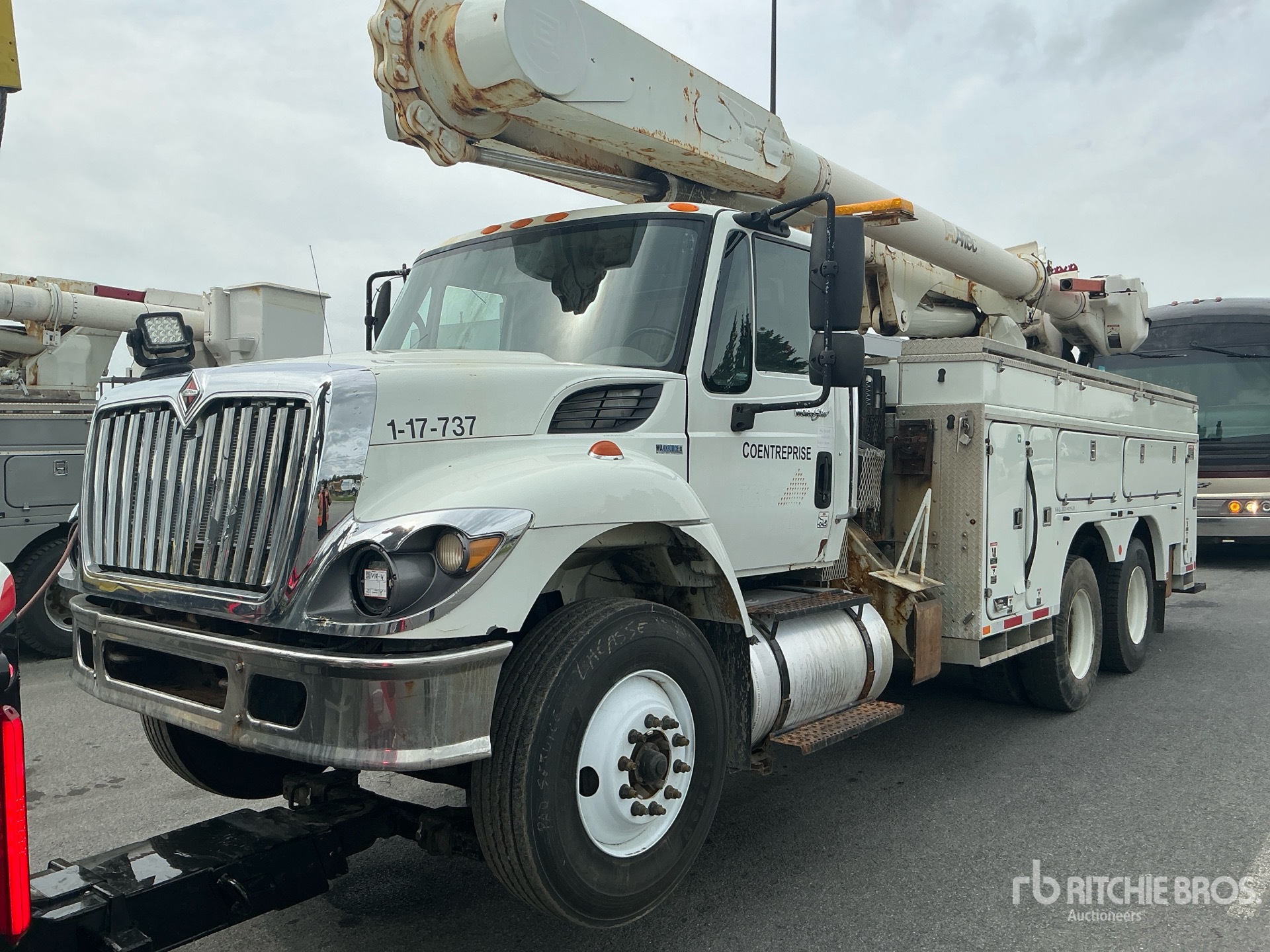2010 International 7400